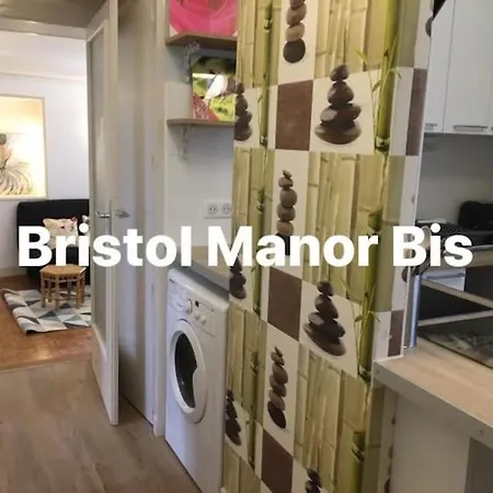 Bristol Manor Bel F3 Face Aux Thermes Apartmán